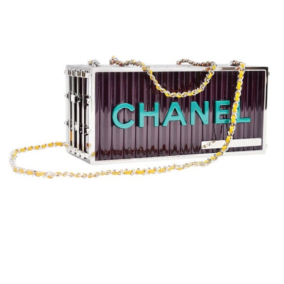 CHANEL SUPER RARE RUNWAY BAG - Picture 6 of 7